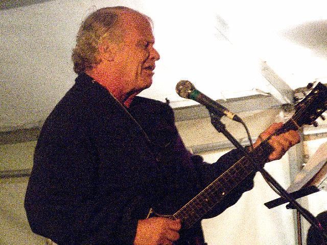 Barry Melton 2.jpg